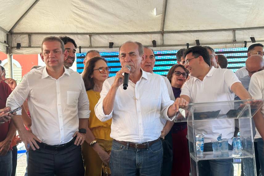 Governador entrega reforma do CETI Jacob Demes em Floriano com investimento de R$ 1,9 mi Governador entrega reforma do CETI Jacob Demes em Floriano com investimento de R$ 1,9 mi