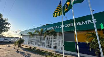Governador entrega reforma do CETI Jacob Demes em Floriano com investimento de R$ 1,9 mi (Foto: Conecta Piauí)