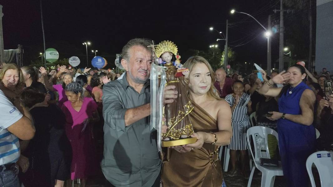 Governador participa da 9ª noite dos festejos de Santo Antônio em Campo Maior