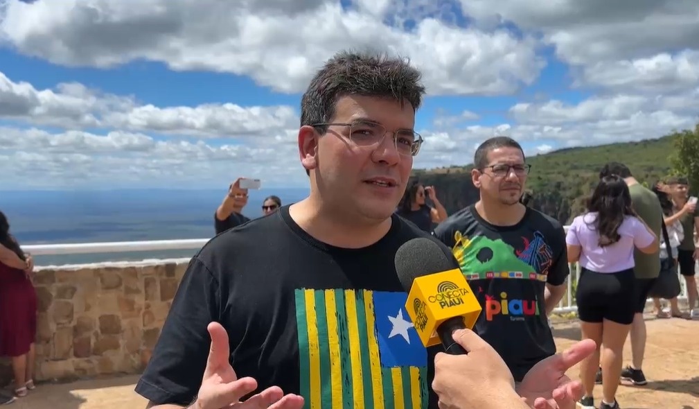 Governador Rafael Fonteles anuncia teleférico no Mirante do Gritador, em Pedro II
