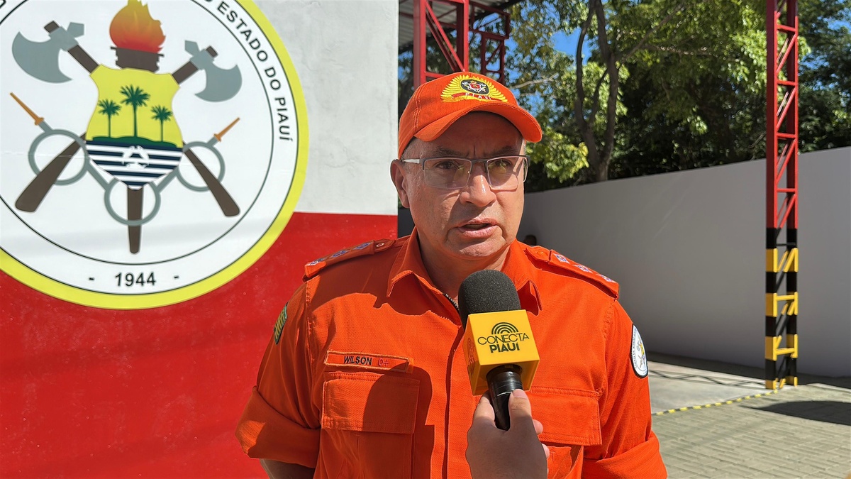 Governo inaugura novo e modernizado quartel do Corpo de Bombeiros em Esperantina