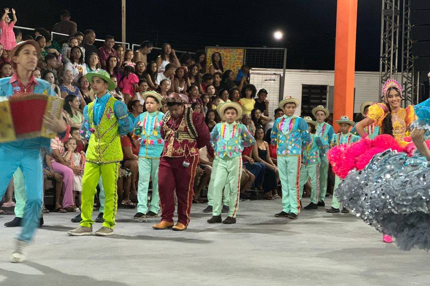 Parnarama encerra Arraiá do Mexe-Mexe com 40 anos de tradição e cultura Parnarama encerra Arraiá do Mexe-Mexe com 40 anos de tradição e cultura