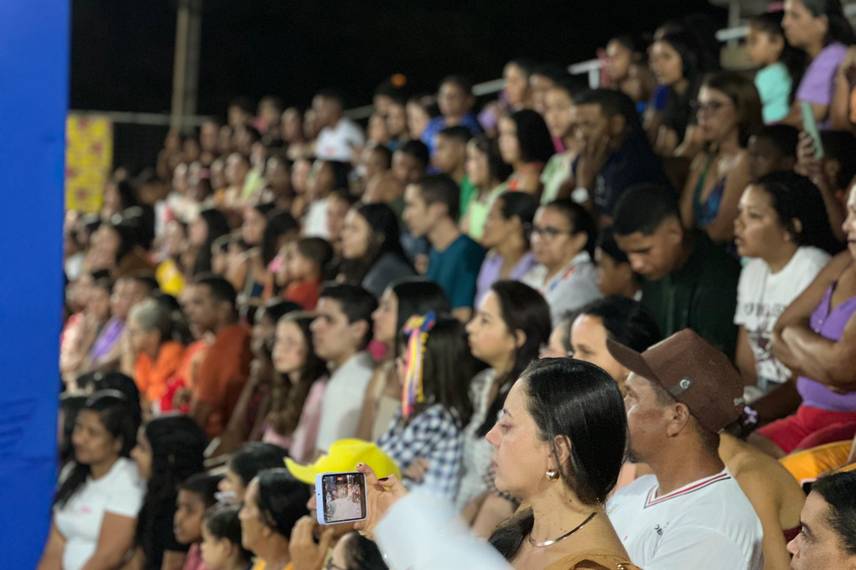 Parnarama encerra Arraiá do Mexe-Mexe com 40 anos de tradição e cultura Parnarama encerra Arraiá do Mexe-Mexe com 40 anos de tradição e cultura