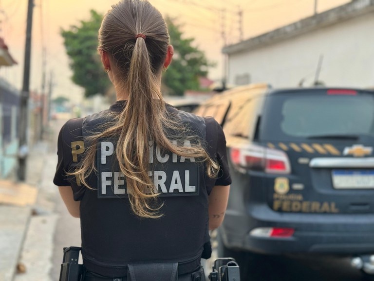 PF prende homem por pornografia infantil e tráfico durante operação no Piauí
