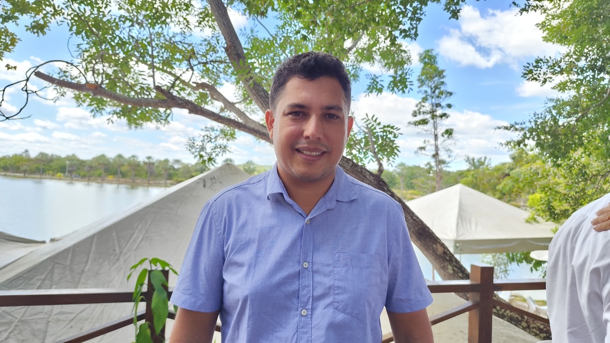 Prefeito de Curralinhos, Everardo Araújo