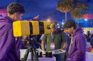 Alunos seduc apresentam telescópios projetados via 3D no Neon 2025 (Foto: Conecta Piauí)
