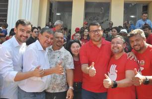 Chico Lucas vai as urnas durante eleições internas do PT e posa ao lado de candidatos (Foto: Reprodução/Redes sociais)