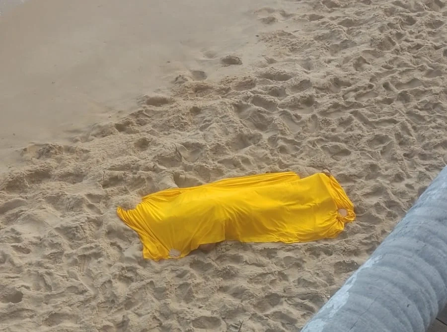 Corpo de mulher é encontrado após afogamento na praia da Pedra do Sal