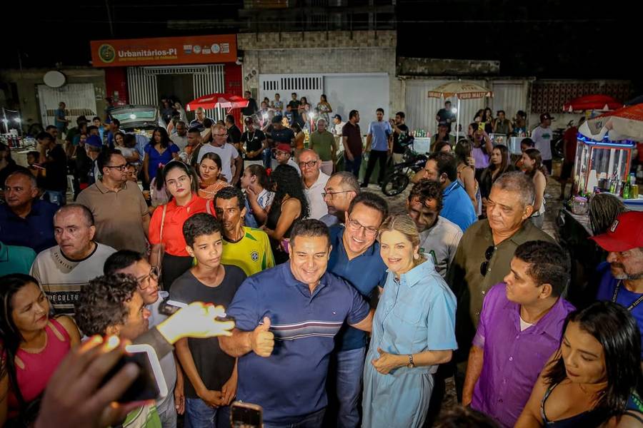 Deputada é homenageada por sua dedicação ao povo parnaibano e piauiense