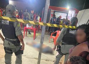 Homem conhecido como 'Buza' é executado a tiros na frente de bar em Regeneração