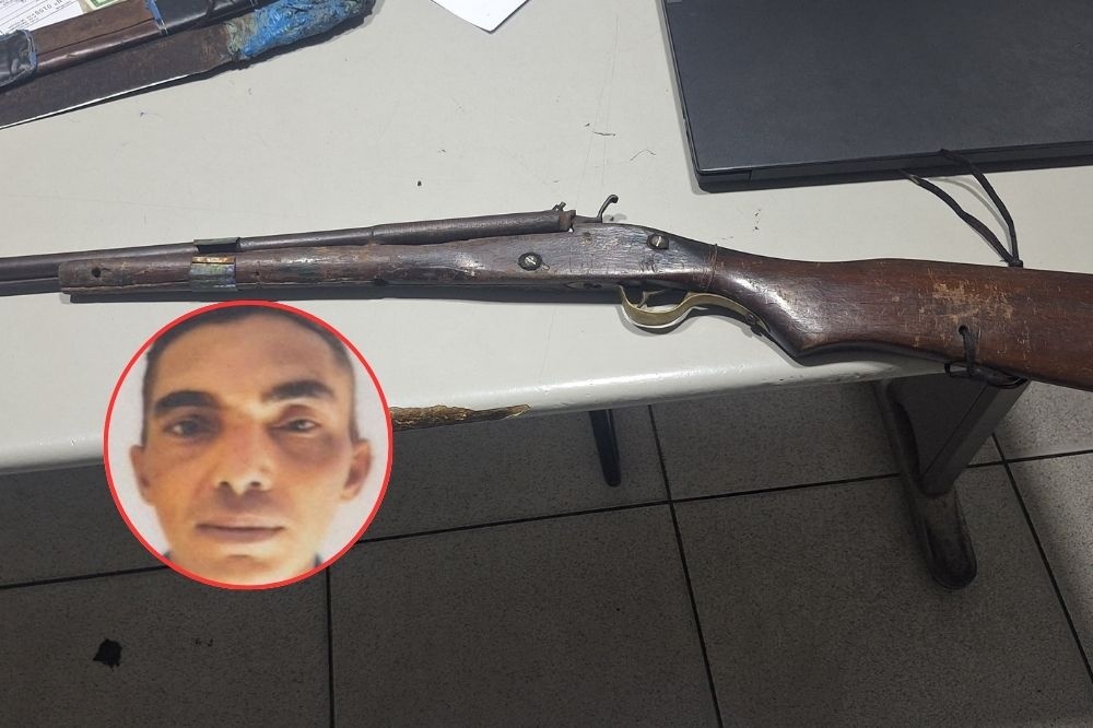 Homem é preso com espingarda e facões após ameaçar mulher em Demerval Lobão