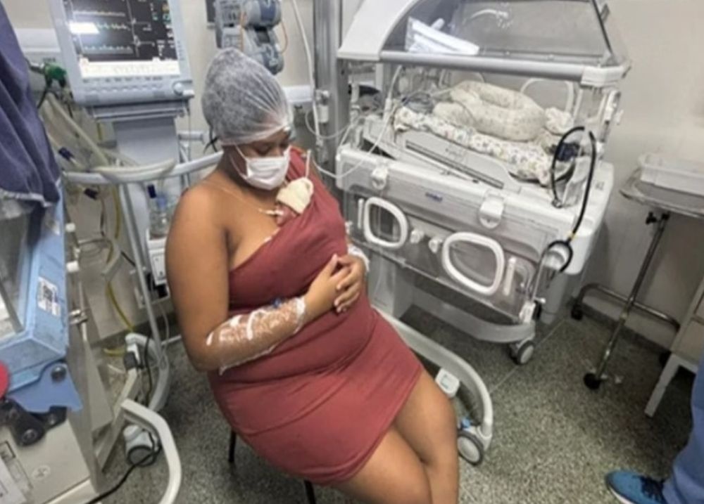 Jovem de 23 anos surpreende ao dar à luz quadrigêmeos em Salvador