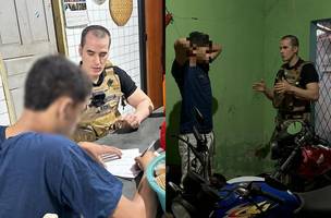 Jovem tem CNH suspensa e menor é apreendida na Operação Rolezinho em Teresina (Foto: Reprodução/SSP)