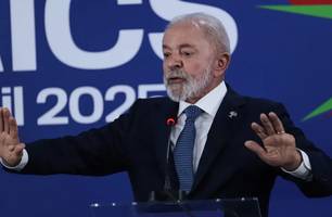 Lula diz que Brics seguirá discutindo alternativas ao dólar (Foto: Joédson Alves/Agência Brasil)
