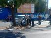 Motorista colide carro contra árvore e fica preso às ferragens em Parnaíba