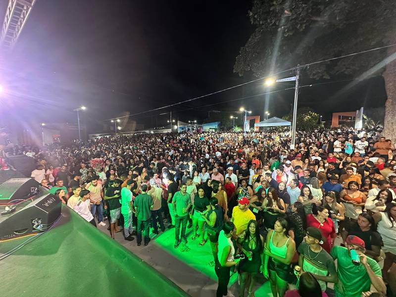 Palmeira do Piauí celebra 63 anos com shows de Amado Batista e Junior Vianna