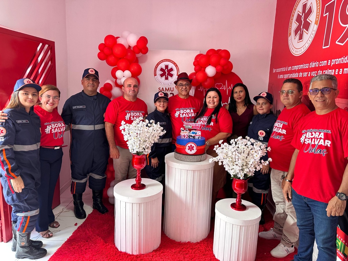 Prefeito Abdoral Melo inaugura base descentralizada do SAMU em São João do Arraial
