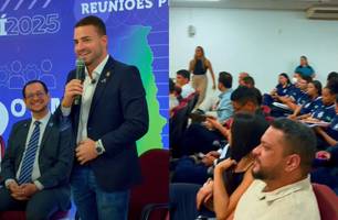 Prefeito de Aroazes, Manoel Neto, recebe homenagem pelos 50 anos do Crea-PI (Foto: Reprodução)