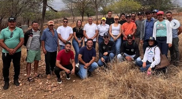 Produtores de Aroazes visitam referência nacional em criação de ovinos e caprinos