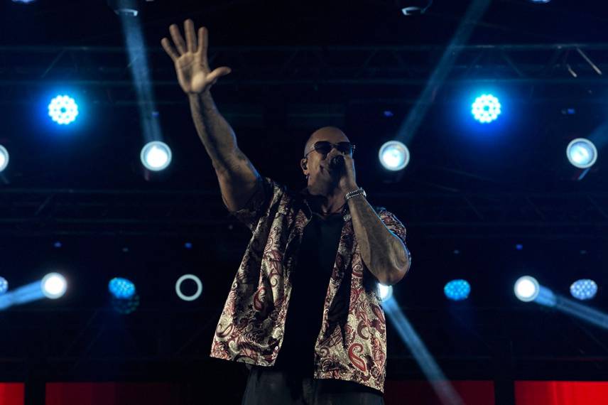 Urufolia 2025: primeira noite reúne multidão em Uruçuí ao som de Léo Santana