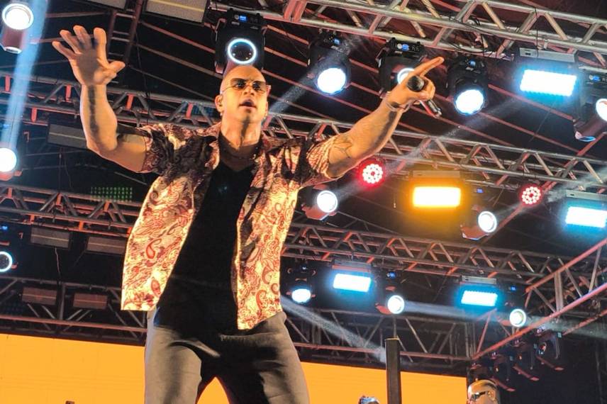 Urufolia 2025: primeira noite reúne multidão em Uruçuí ao som de Léo Santana