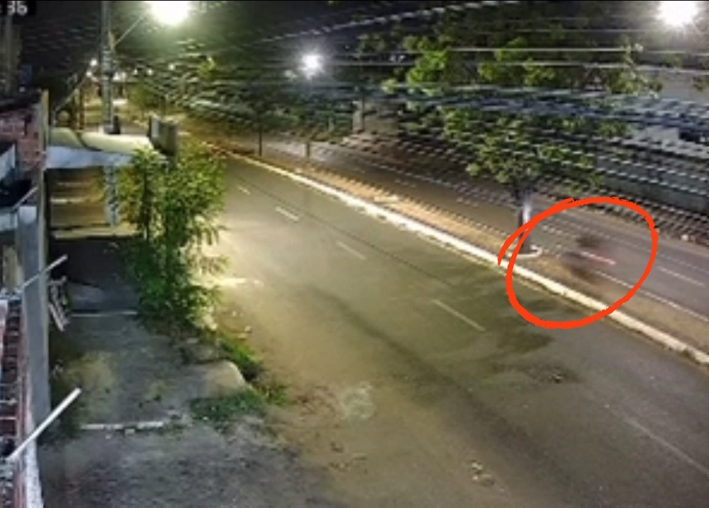 Vídeo mostra momento exato de acidente que deixou motociclista morto em Teresina