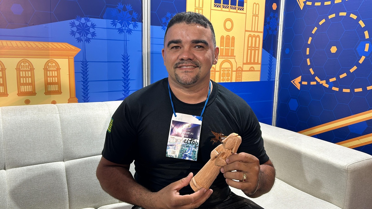 Escultor Josielton Sousa