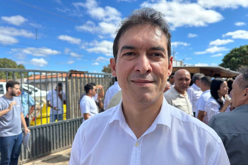 Governador entrega escola de tempo integral e visita obras em São Raimundo Nonato