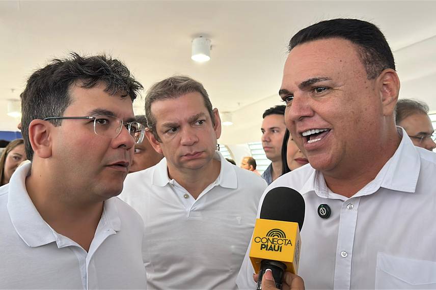 Governador entrega escola de tempo integral e visita obras em São Raimundo Nonato