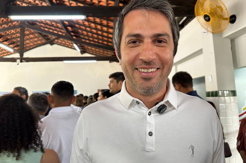 Governador entrega escola de tempo integral e visita obras em São Raimundo Nonato