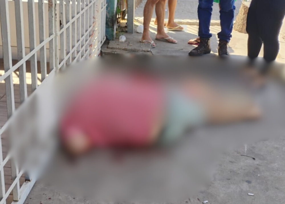 Homem é morto a facadas em via pública na zona Leste de Teresina