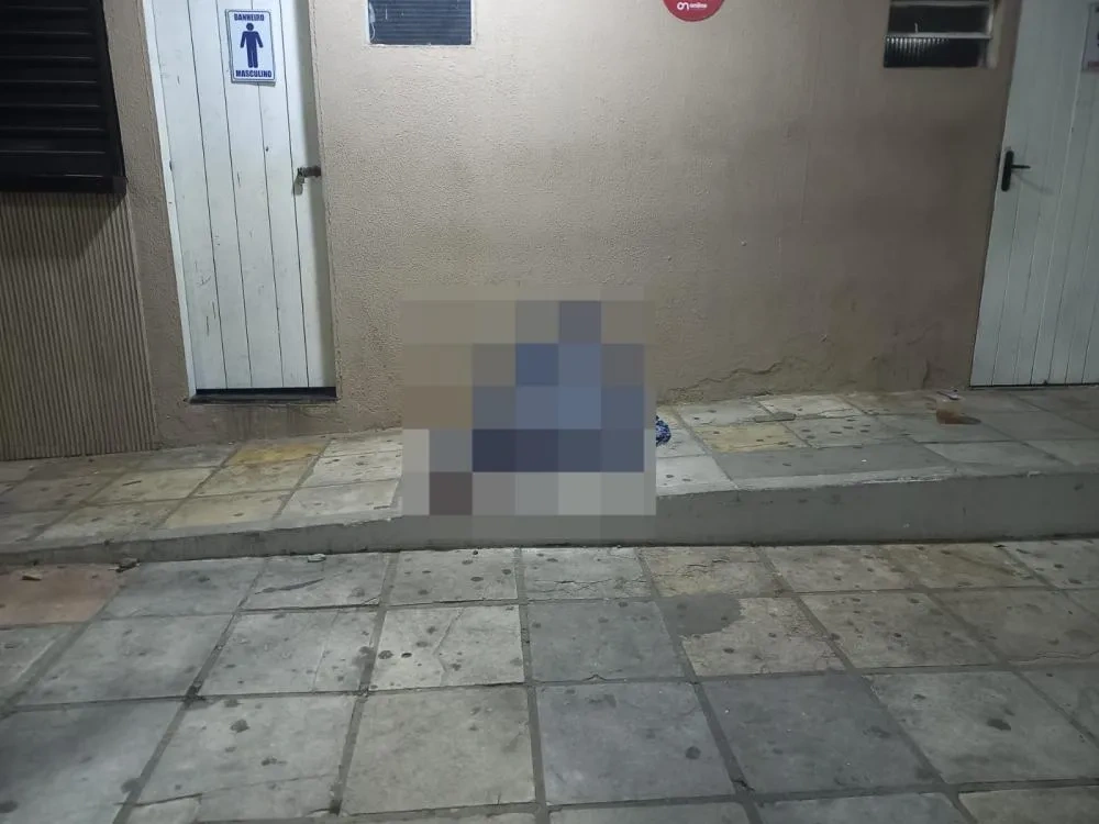 Moradora de rua é encontrada morta em praça no Norte do Piauí