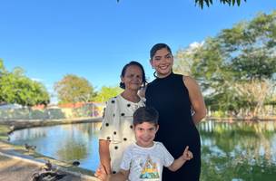 Moradora do Parque da Cidadania, Dona Nasaré viu o espaço crescer e se transformar (Foto: Conecta Piauí/Joseph Silva)