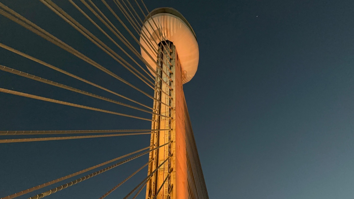 Pêndulo da Ponte Estaiada desafia aventureiros e oferece vista única de Teresina