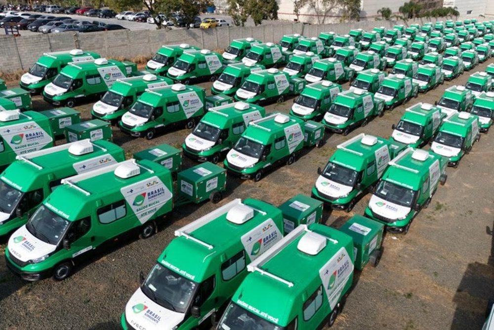 Piauí recebe reforço na saúde bucal com 15 novas Unidades Odontológicas Móveis