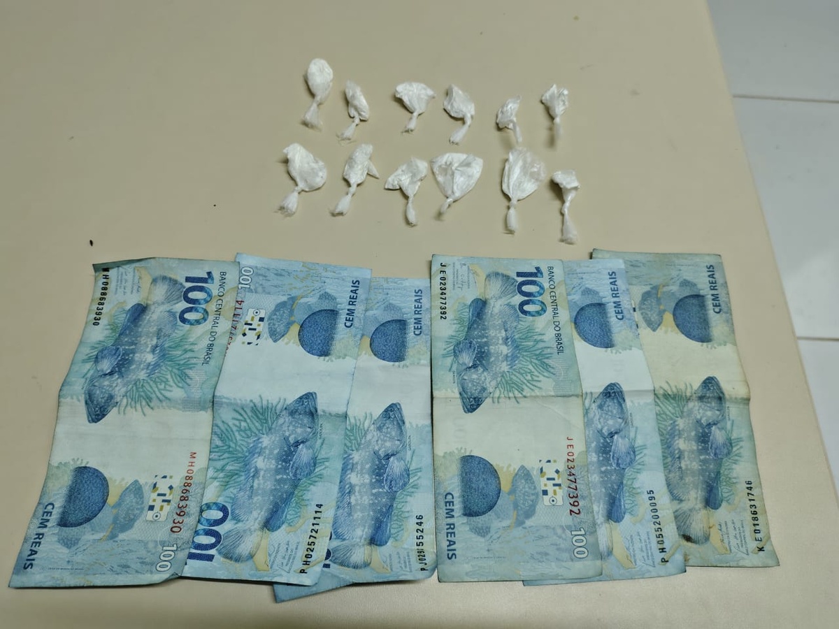 PM prende trio suspeito de tráfico e apreende drogas e dinheiro em Batalha