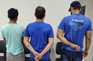 PM prende trio suspeito de tráfico e apreende drogas e dinheiro em Batalha (Foto: Divulgação/PMPI)