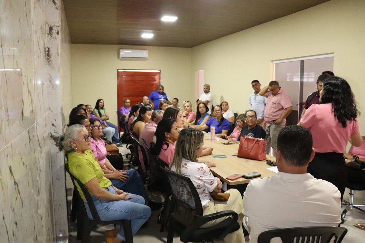 Professores de São Raimundo Nonato apresentam proposta de Plano de Carreira