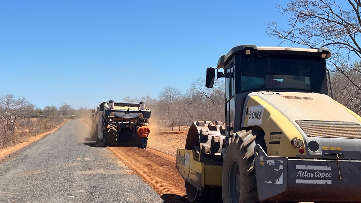 Recuperação da PI-217 avança e promete melhorar mobilidade em São Francisco do Piauí