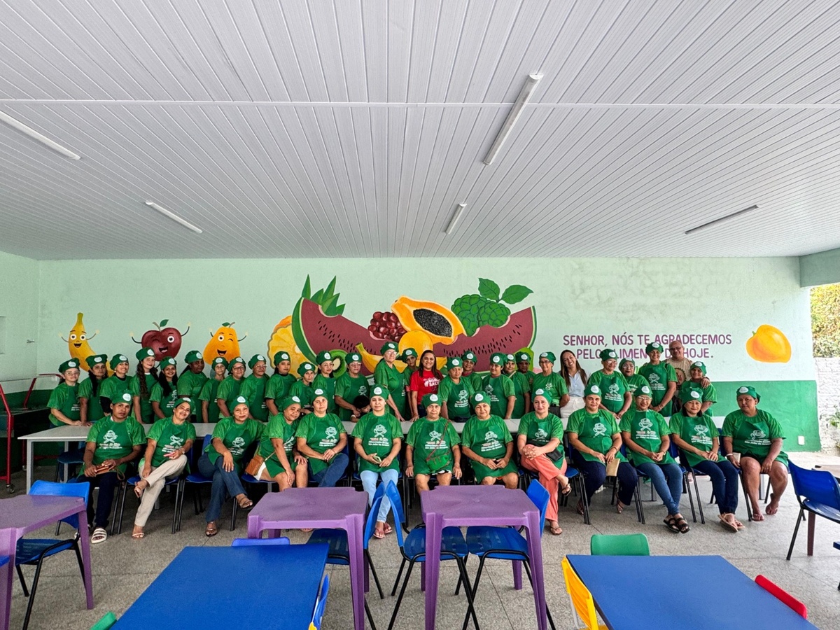 Secretaria de educação de São João do Arraial capacita merendeiras e zeladoras