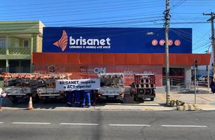 Trabalhadores da Brisanet rejeitam escala 5x2 e fazem ato em Teresina (Foto: Reprodução)