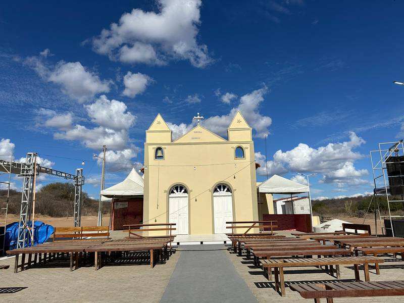 Turismo religioso impulsiona economia e fé em Dirceu Arcoverde, afirma Ramon Café