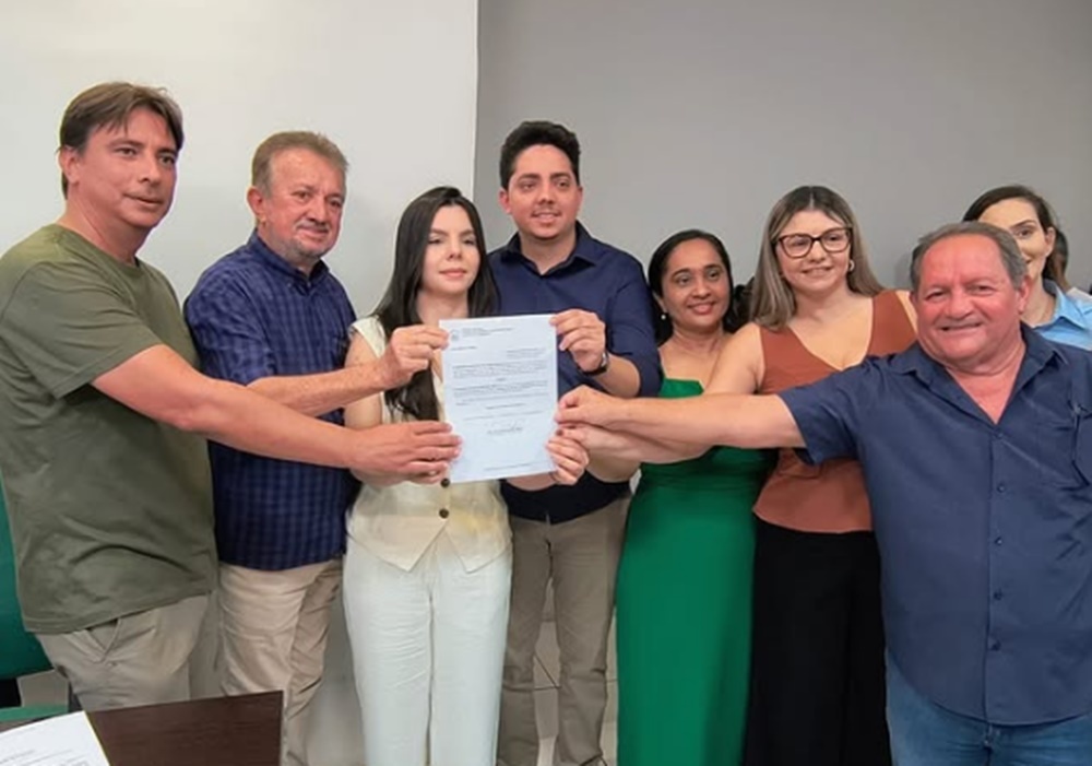 Virgínnia Sena assume Secretaria Municipal de Assistência Social de Campo Maior