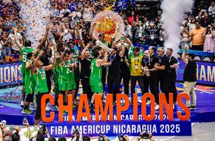 Brasil levanta o troféu da AmeriCup 2025 (Foto: CBB)