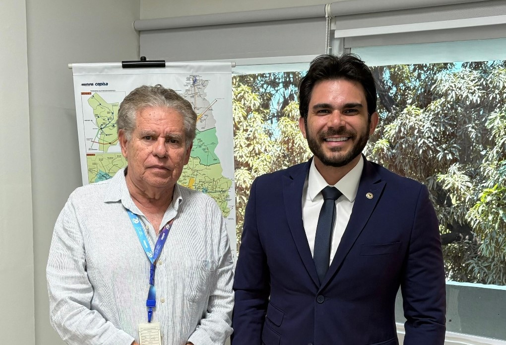 Marcus Vinícius discute com Equatorial expansão do Luz para Todos em Floriano