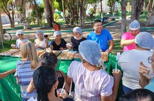 Missa dos Idosos reúne fiéis na Igreja Matriz e tem café da manhã em Esperantina (Foto: Reprodução)