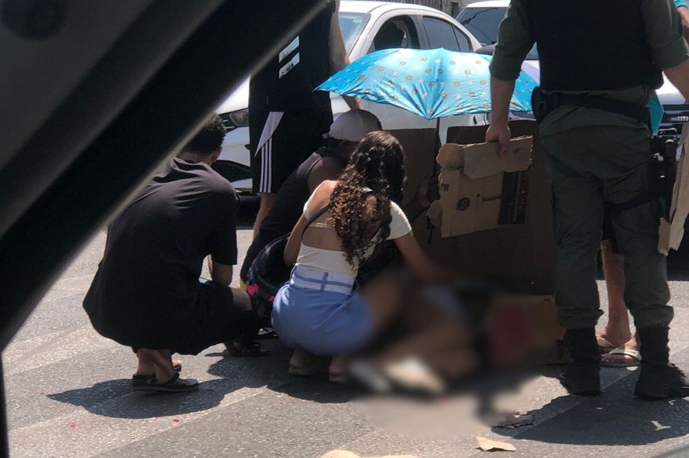 Mulher é atropelada ao atravessar rua com criança no colo em Teresina