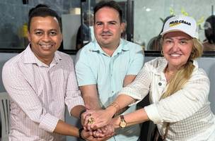 Prefeito Roni Abílio anuncia apoio a Simone Pereira e reforça aliança política (Foto: Reprodução)